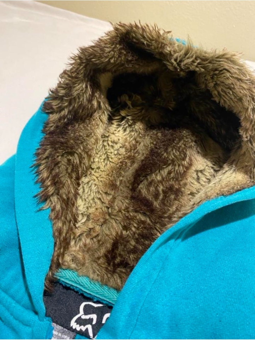 Fox Teal Hoodie Jacket with Brown Sherpa Hood Lining - Picture 2 of 6